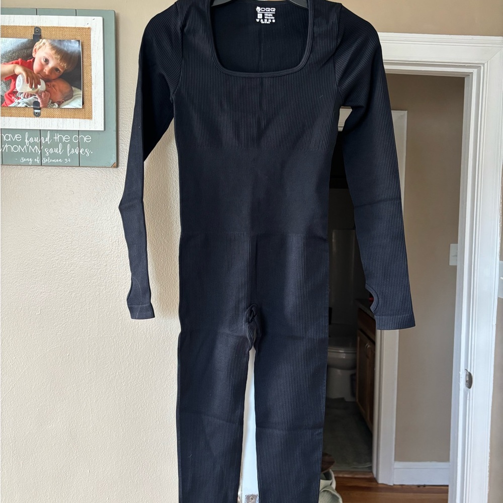 OQQ Black Ribbed Jumpsuit